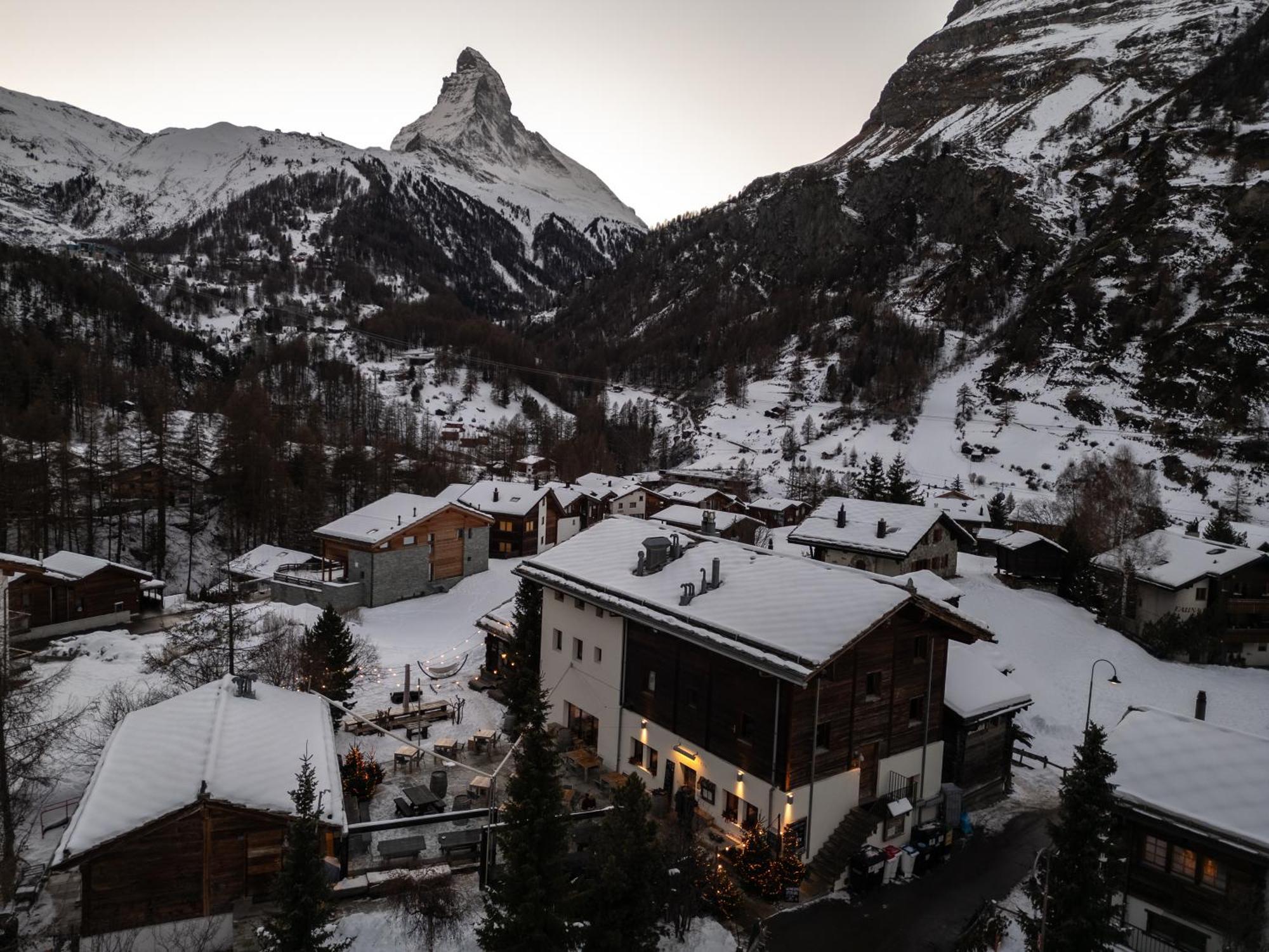 Sonnmatten Boutique Hotel & Apartments Церматт Экстерьер фото